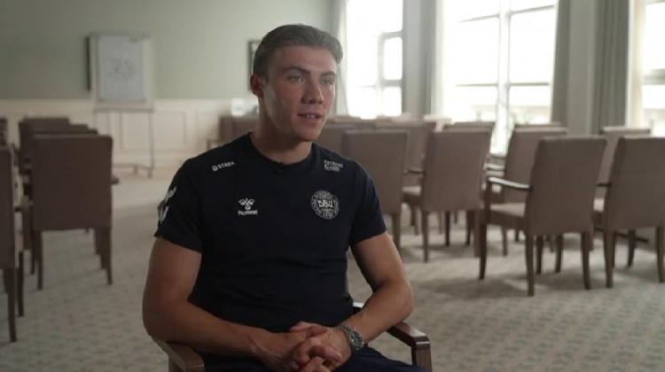 霍伊伦：考虑到我的年龄和抱负，必须离开曼联找一个相信我的球队