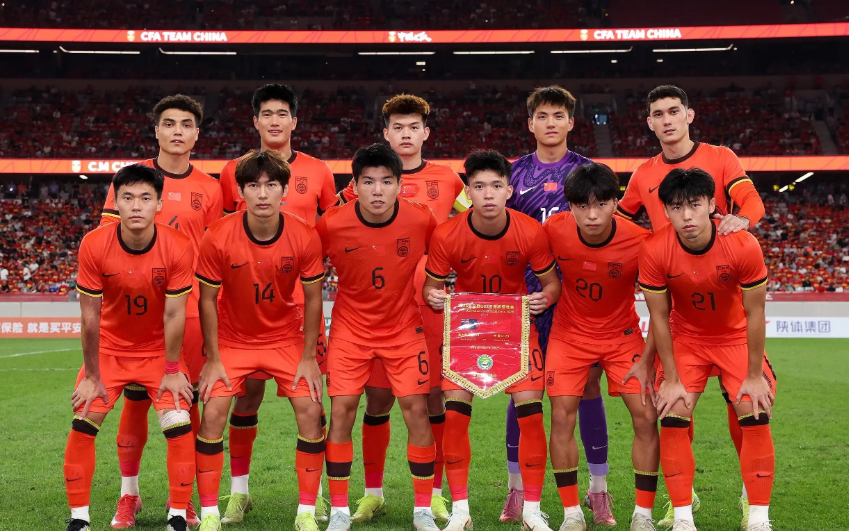 恭喜国足！出线仅1天，曝2大国脚被欧洲俱乐部看上，最快12月加盟